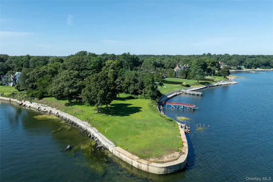 7 Lighthouse Point, Lloyd Harbor, NY 11743 - #2