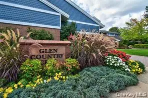 9 Oakdale Court, Ridge, NY 11961 - #1