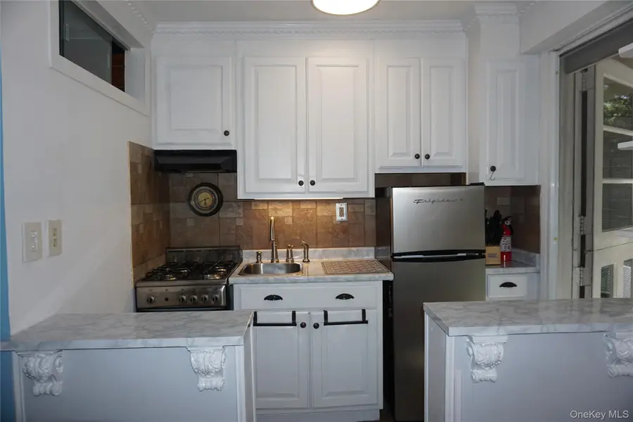 385 Mclean Avenue #1G, Yonkers, NY 10705 - #3