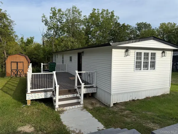 2 Walnut Park Lot 1 Lane, Milton, NY 12547