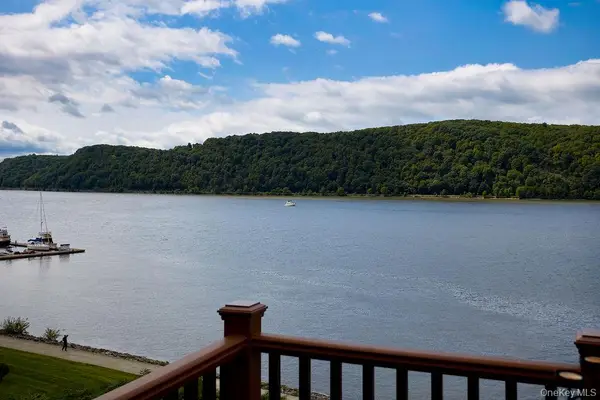 38 Hurlihe Street #38B, Poughkeepsie, NY 12601