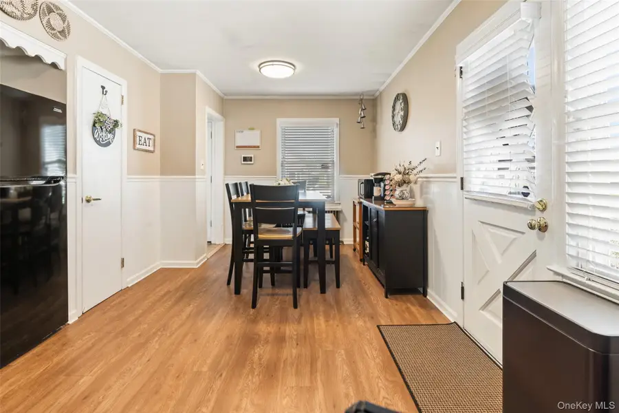 5 Marvin Avenue, Hicksville, NY 11801 - #3