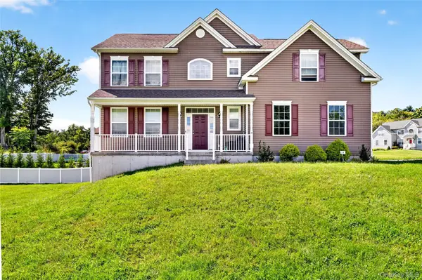 14 Hopkins Court, Washingtonville, NY 10992