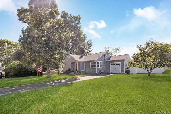 460 Amsterdam Avenue, East Patchogue, NY 11772
