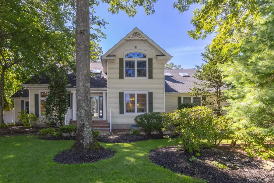 220 St. James Avenue N, Saint James, NY 11780 - #2