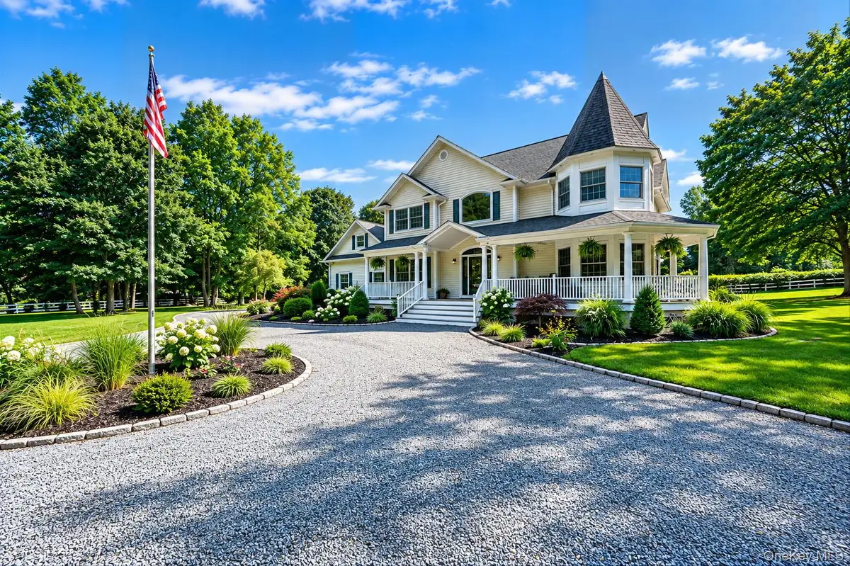 4 Holly Lane, Nissequogue, NY 11780 - #1