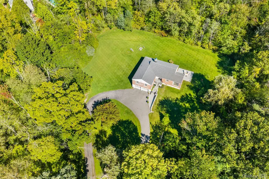 14 Lake Road, Katonah, NY 10536 - #2