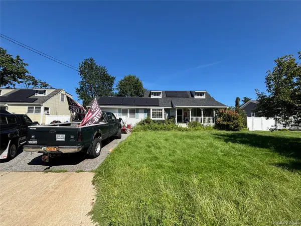 29 Hileen Drive, Kings Park, NY 11754