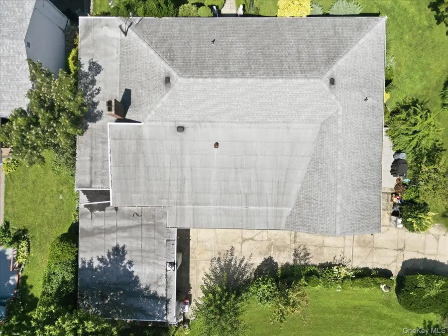 18 E 25th Street, Huntington Station, NY 11746 - #3