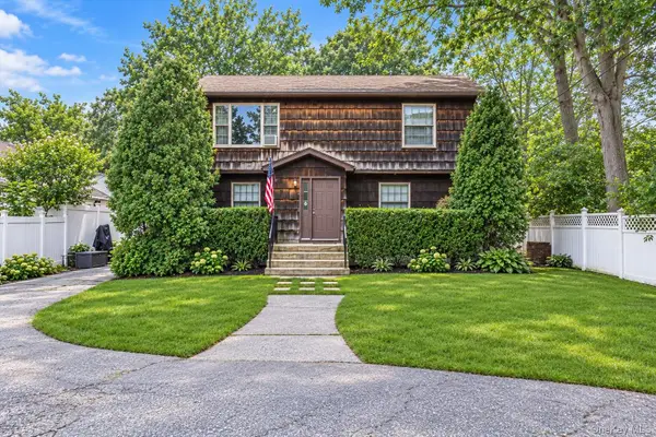 1045 Park Avenue, Huntington, NY 11743