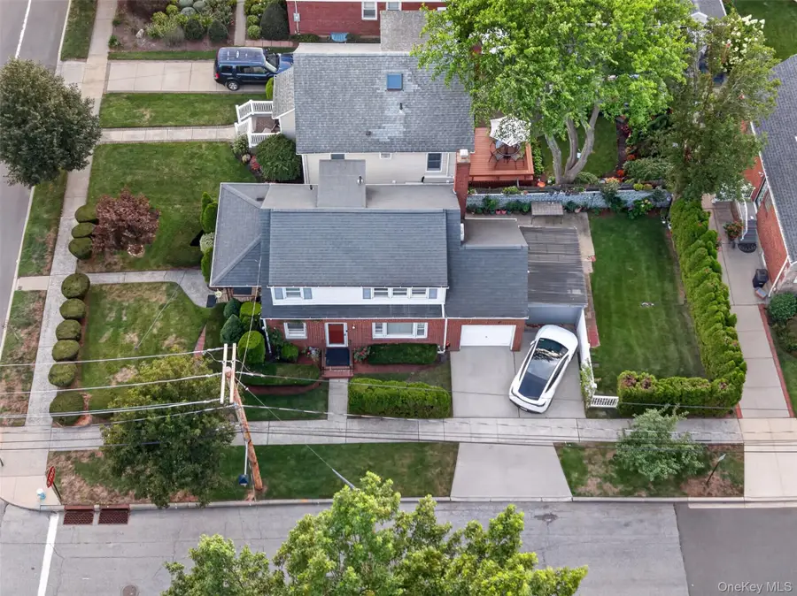 69 Stewart Avenue, Garden City, NY 11530 - #3