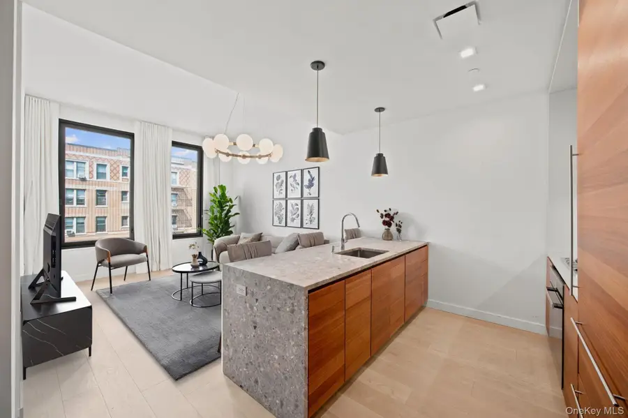 21-21 31st Street #4J, Astoria, NY 11105 - #3
