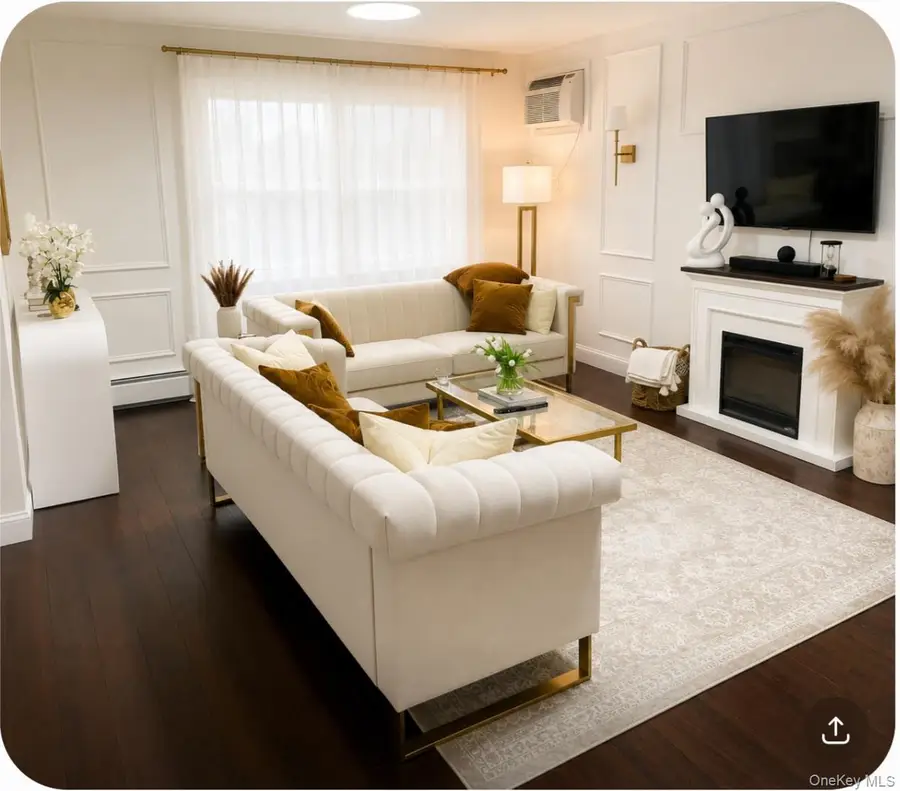 3111 Gunther Avenue, Bronx, NY 10469 - #3