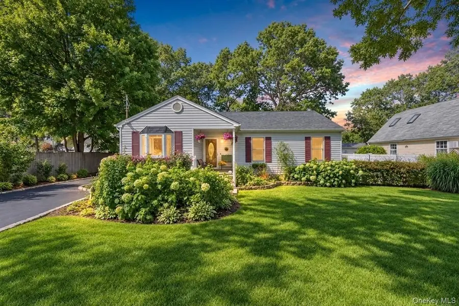115 Colin Drive, Shirley, NY 11967 - #2