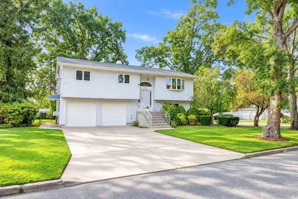 36 Deer Park Boulevard, Deer Park, NY 11729