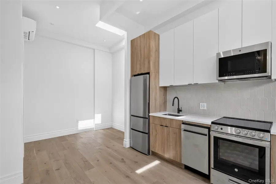 427 E 140th Street #8, Bronx, NY 10451 - #2