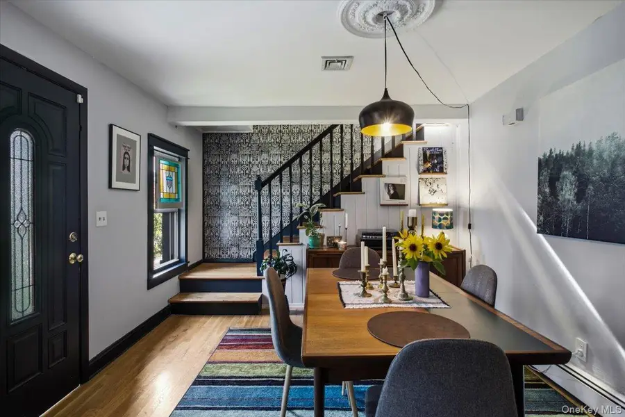 3 Elm Street, Pleasantville, NY 10570 - #3