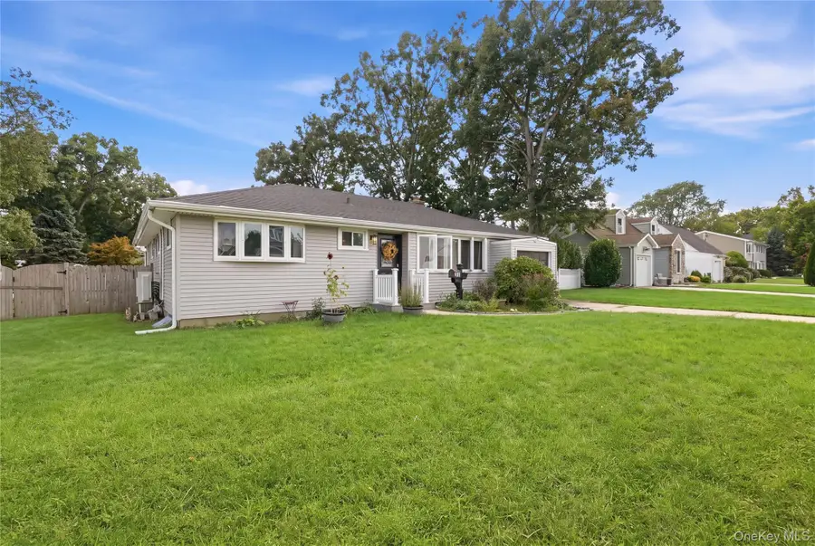 222 Jerusalem Avenue, Massapequa, NY 11758 - #2