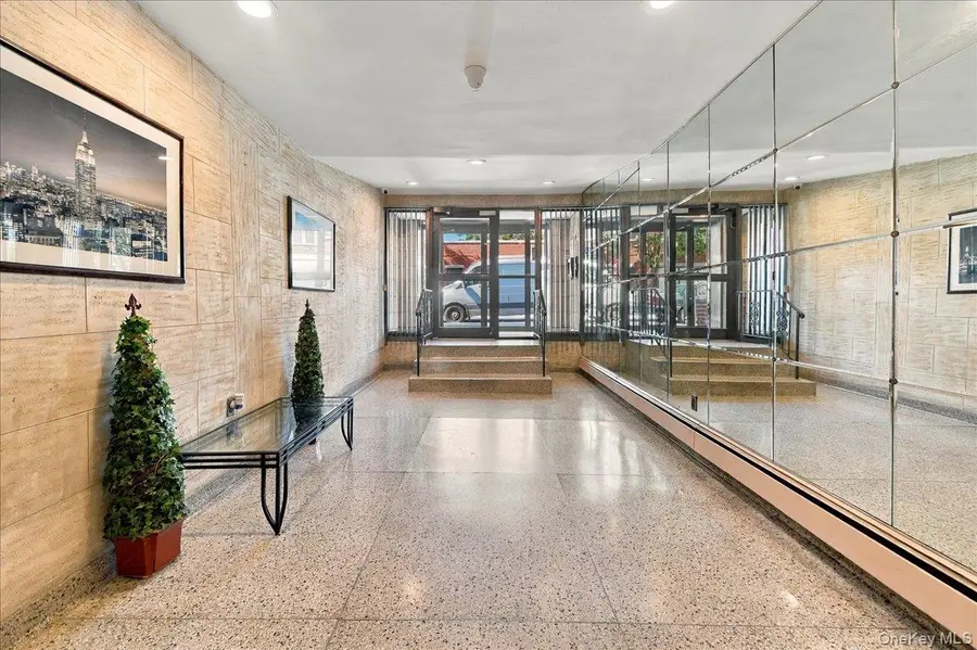 4200 Herkimer Place #3B, Bronx, NY 10470 - #2