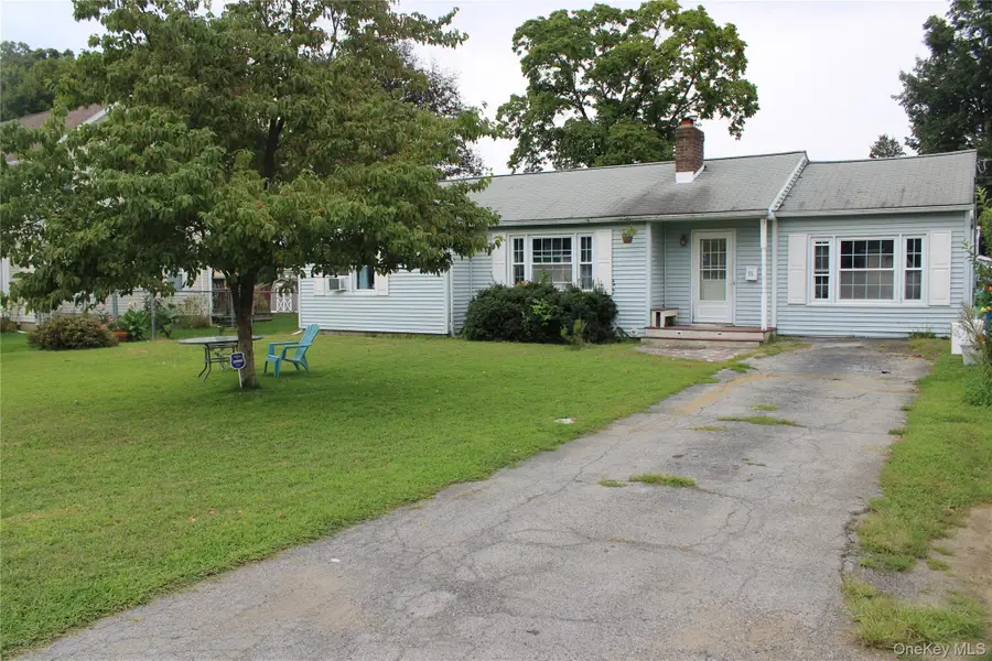 15 Caywood Place, Hyde Park, NY 12538 - #2