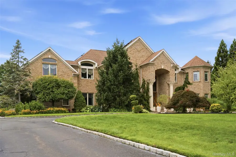 15 Peppermill Lane, Dix Hills, NY 11746 - #3