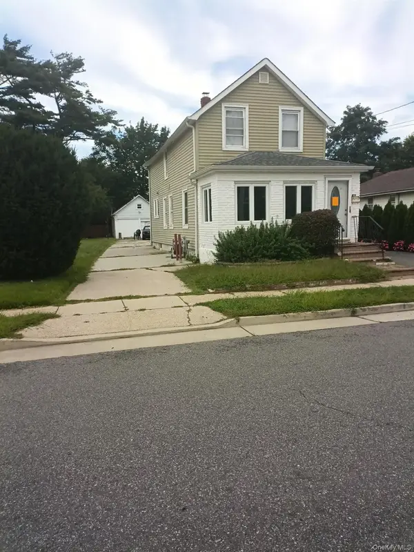 57 Robinwood Avenue, Hempstead, NY 11550