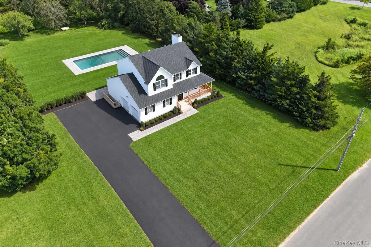5750 Aldrich Lane, Mattituck, NY 11952 - #1