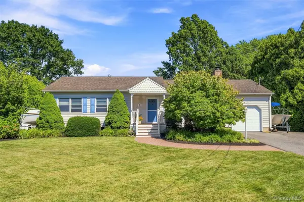 1035 Theresa Drive, Mattituck, NY 11952