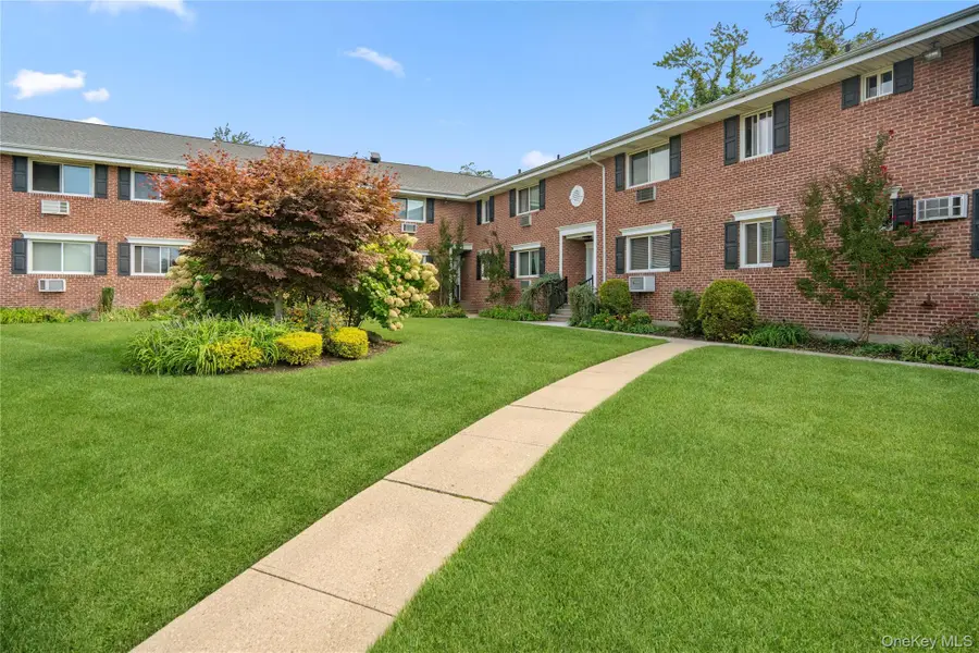 200 Merrick Road #L, Amityville, NY 11701 - #2