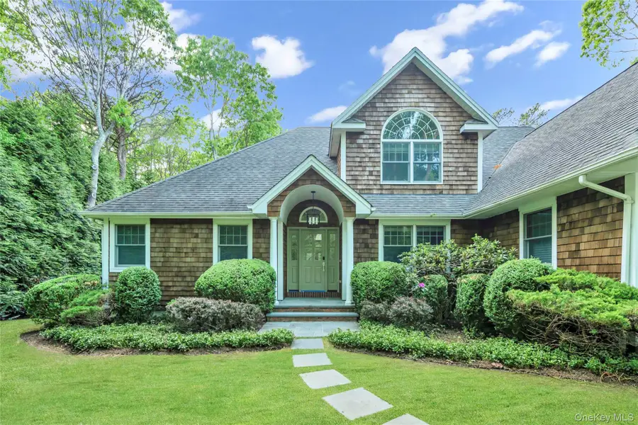 117 Montauk Boulevard, East Hampton, NY 11937 - #2