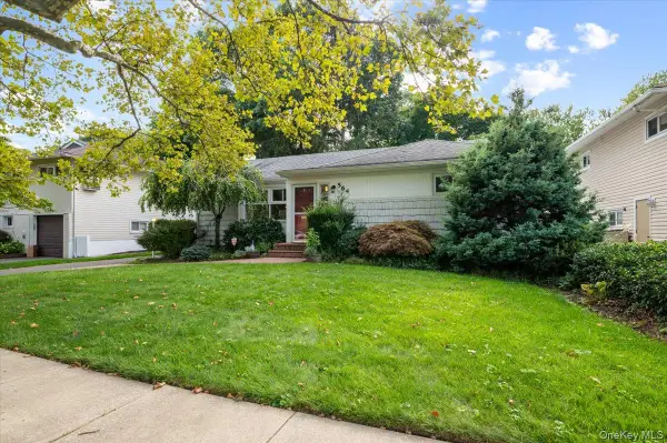 564 Richmond Road, East Meadow, NY 11554