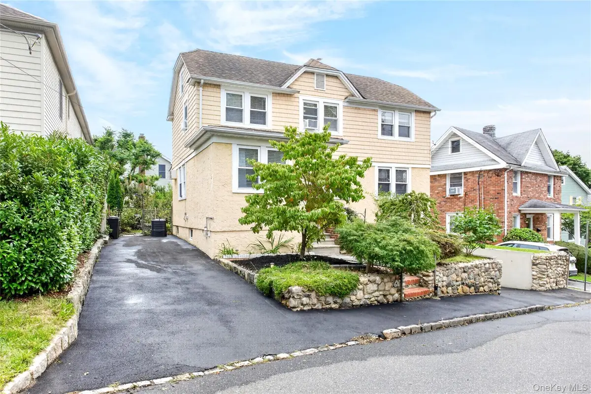 12 Pulaski Place, Port Washington, NY 11050 - #1