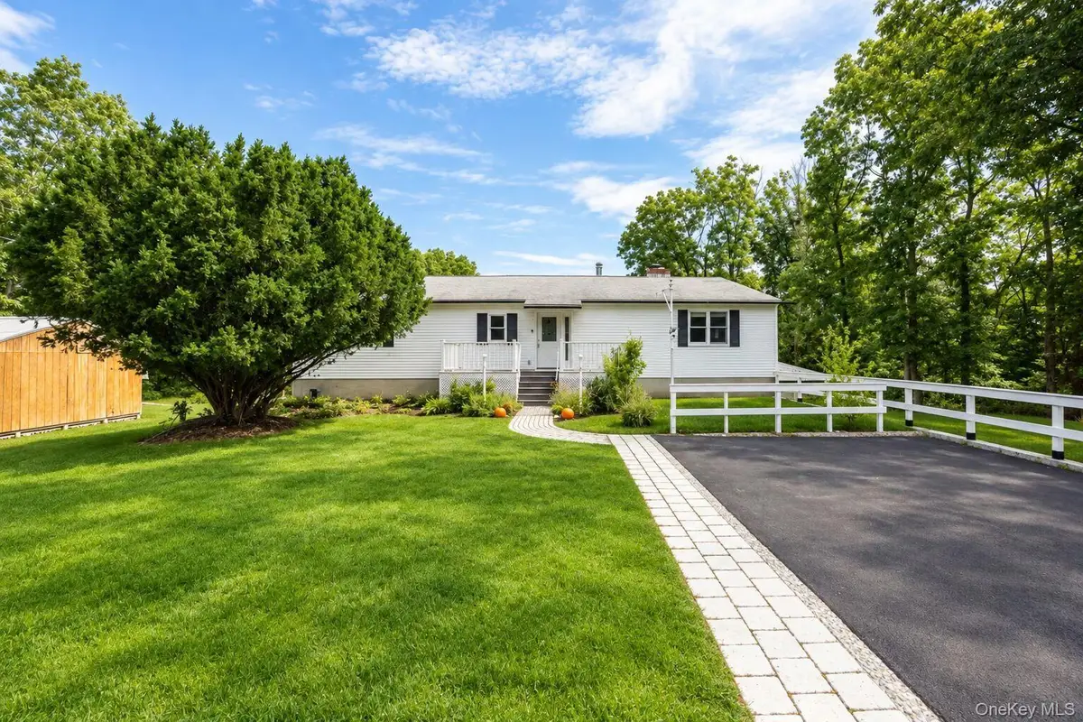 226 Charwill Drive, Clinton Corners, NY 12514 - #1