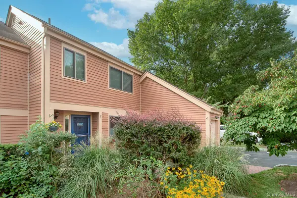 246 Treetop Crescent, Rye Brook, NY 10573