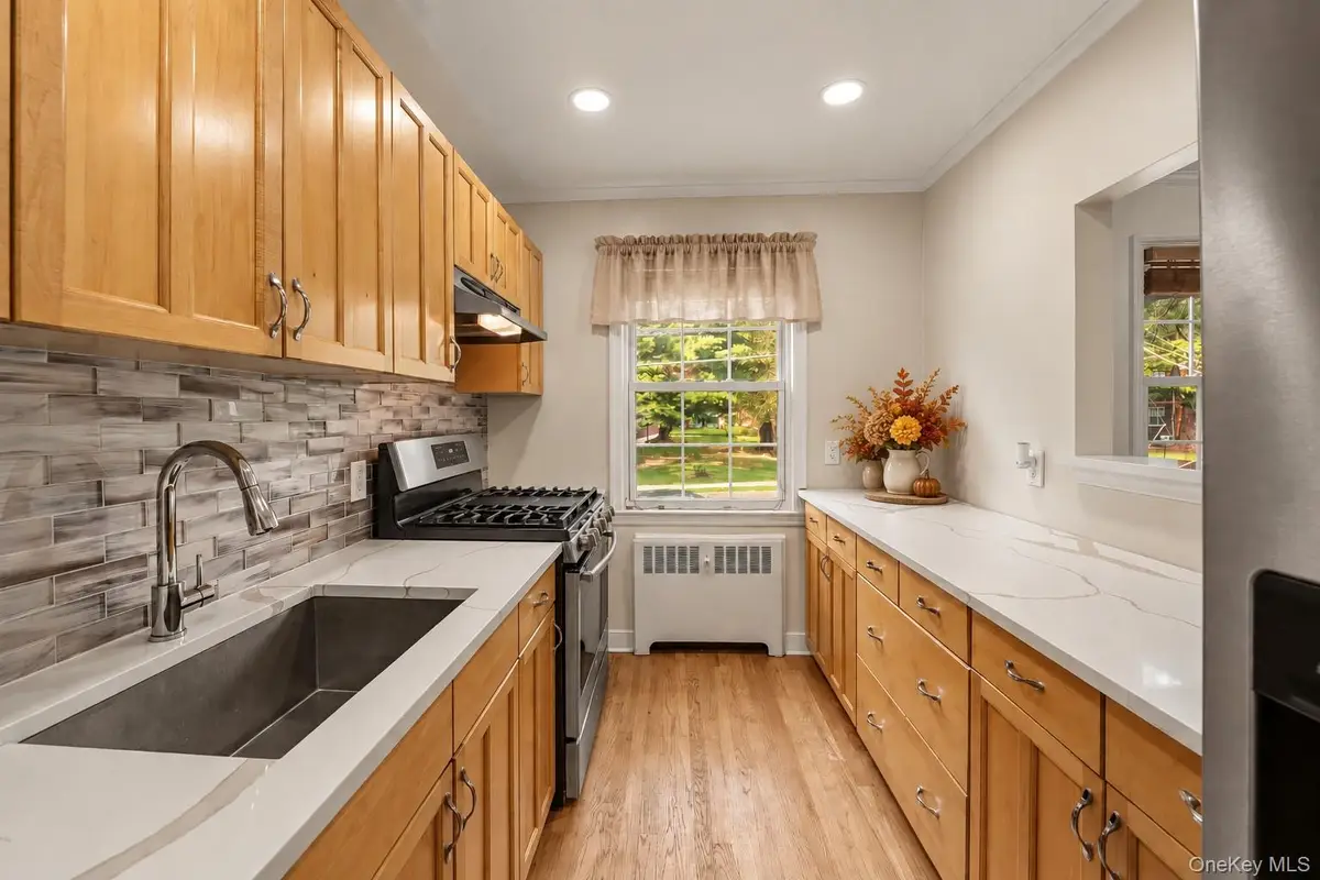 4 Fieldstone Drive #61, Hartsdale, NY 10530 - #1