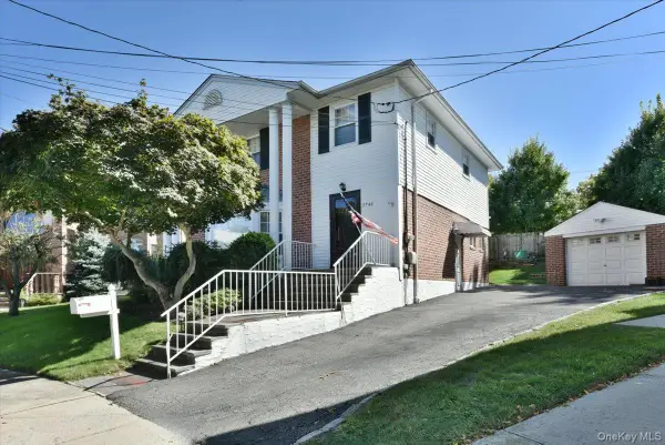57-46 262nd Street, Little Neck, NY 11362