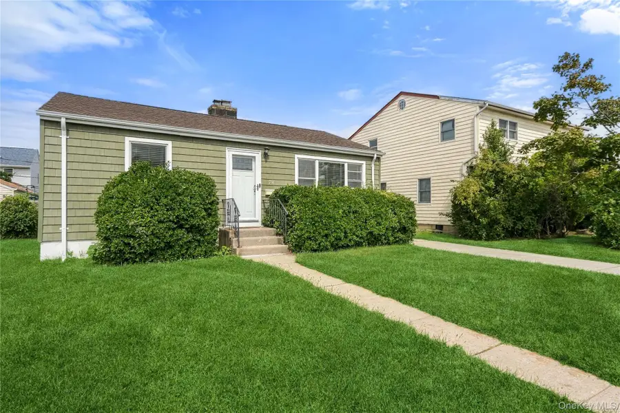 78 Robert Street, Freeport, NY 11520 - #2