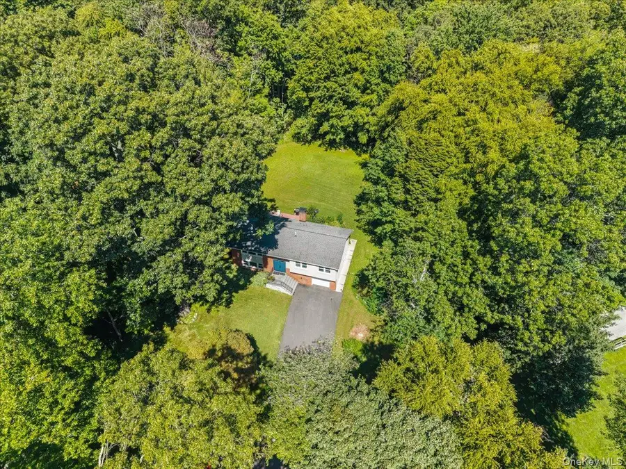 24 Willow Place, Lake Peekskill, NY 10537 - #3
