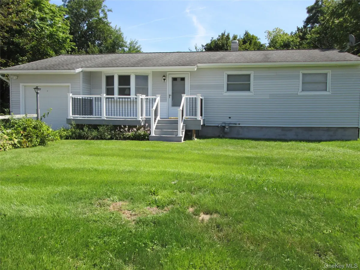 4 Barbara Lane, Wappingers Falls, NY 12590 - #1