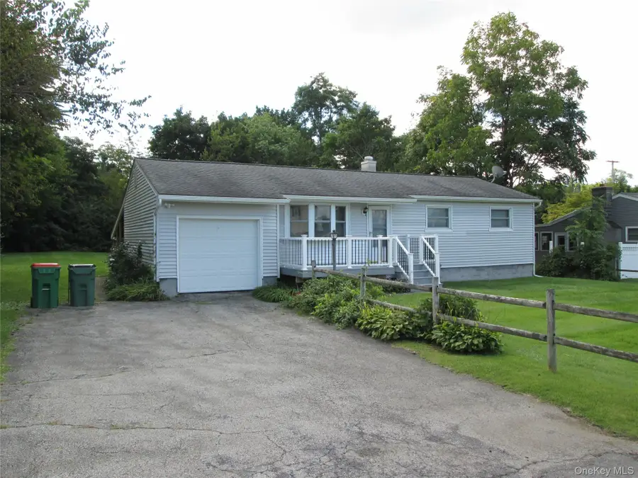4 Barbara Lane, Wappingers Falls, NY 12590 - #2