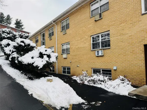 8 Dove Court #8B, Croton-on-Hudson, NY 10520
