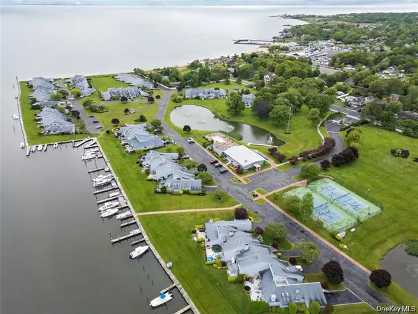 34 Harbour, Blue Point, NY 11715
