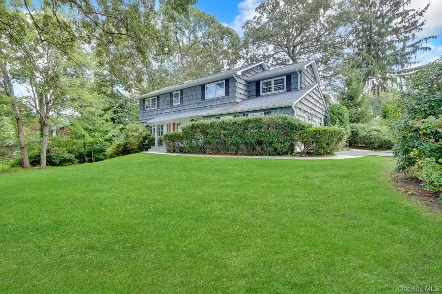 15 Tobi Lane, East Setauket, NY 11733 - #2