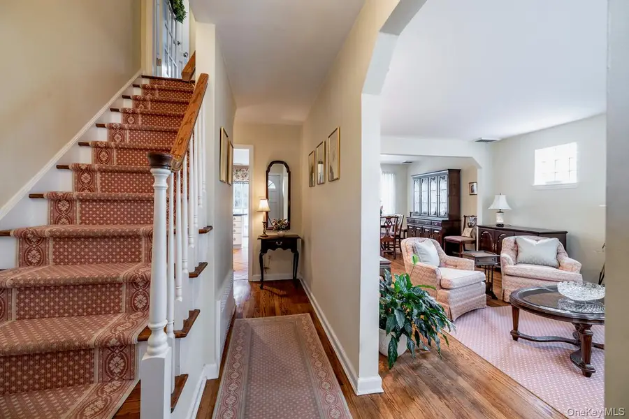 455 Morris Avenue, Rockville Centre, NY 11570 - #2