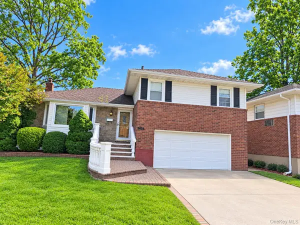 950 Linkwood Drive, Baldwin, NY 11510