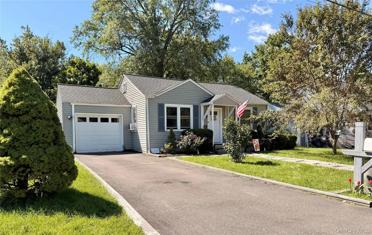 26 Buena Vista Avenue, Wallkill, NY 12589 - #1