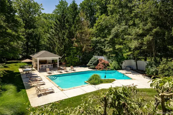 18 Innsbruck Boulevard, Hopewell Junction, NY 12533