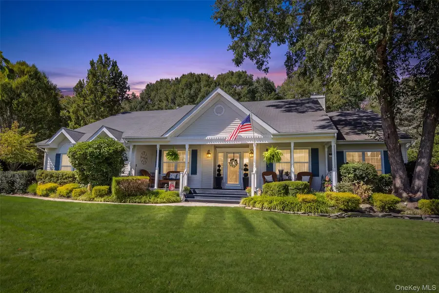 34 Varsity Boulevard, East Setauket, NY 11733 - #2