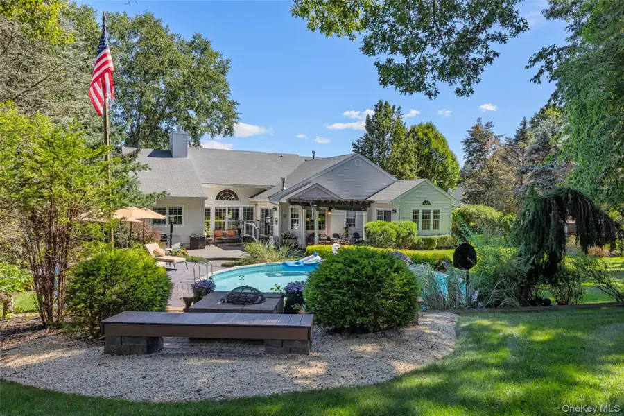 34 Varsity Boulevard, East Setauket, NY 11733 - #3