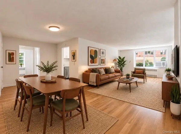 1850 211th Street #1J, Bayside, NY 11360